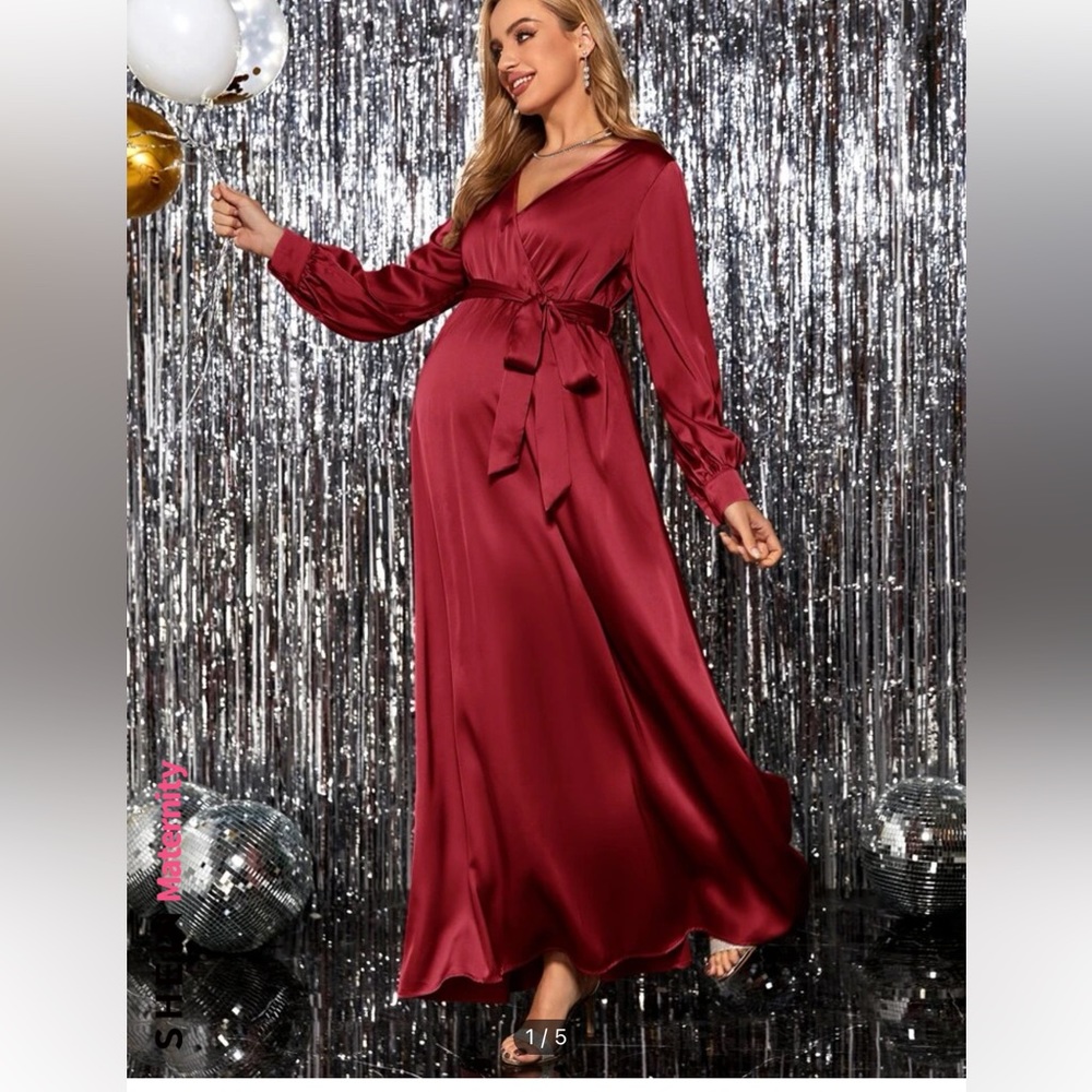 Maternity belted red dress